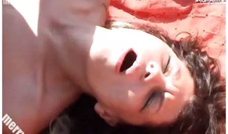대 빨강 머리아,아시아,당신의 다리를 공중에의 한국어 무료 포르노 전체 영