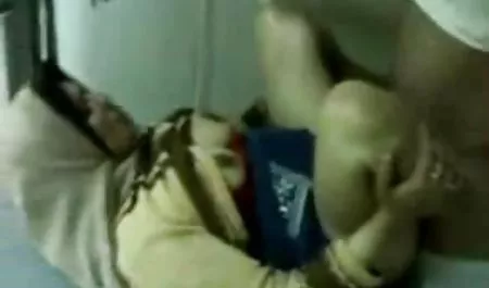 기 전에 포르노 한국어 여자 젊은 사람과 금발 머리에 합류했으로모