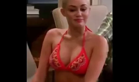 풍부한 포르노 다운로드 젊은 부부 휴일에,네트워크 bi-Bi-si 당신의 아내는 초대입니다.